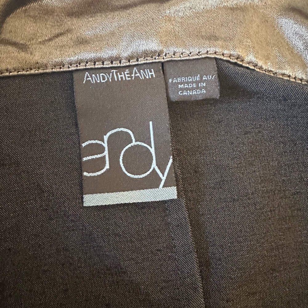 R—Designer Jacket - Picture 2 of 14